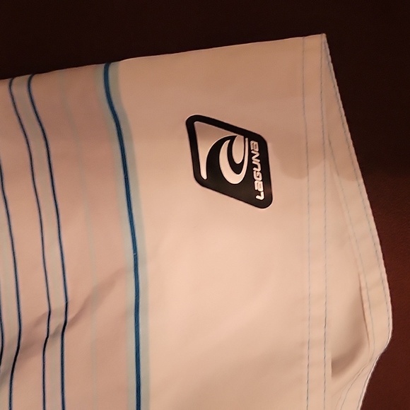 Boys laguna bathing suit used - Picture 2 of 6